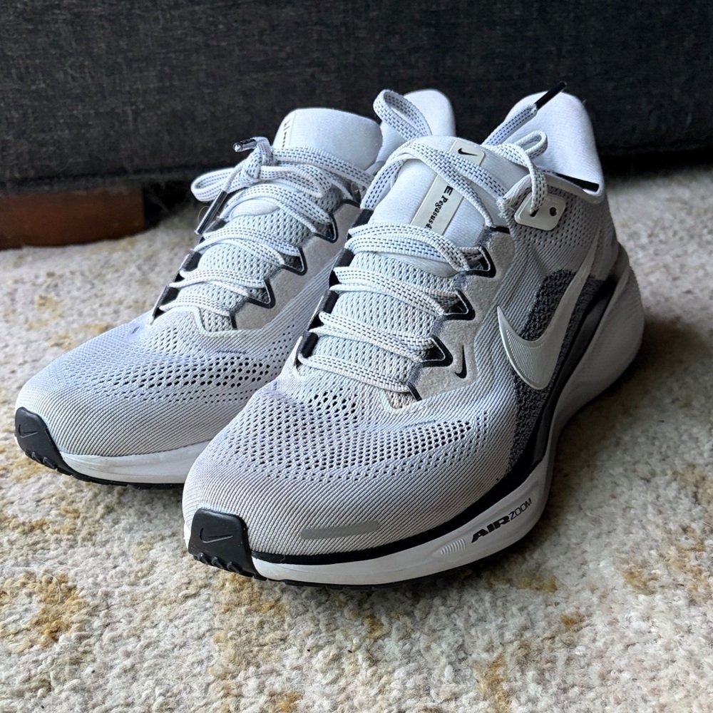 Nike Pegasus 41 White and Gray Running Shoes